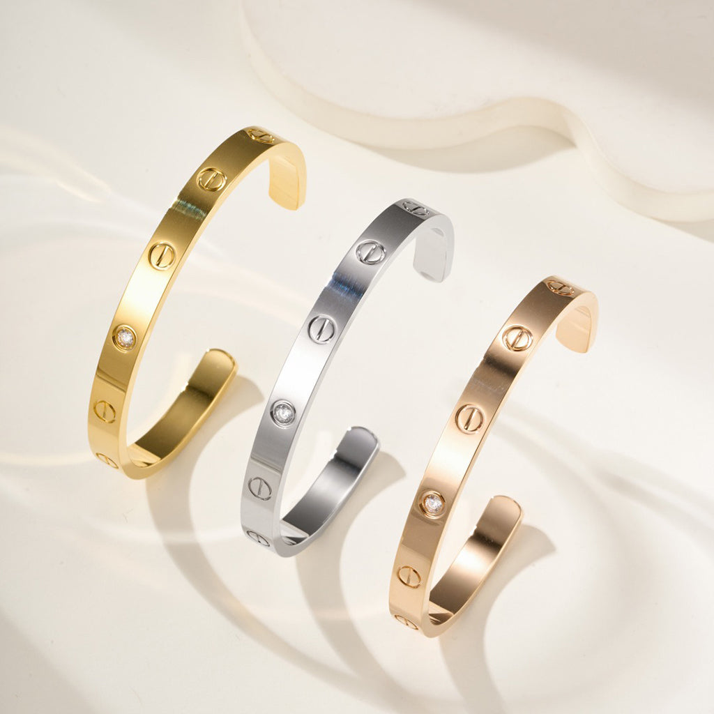 [Limara] LOVE BRACELET 6.1MM 1 DIAMOND OPEN CUFF