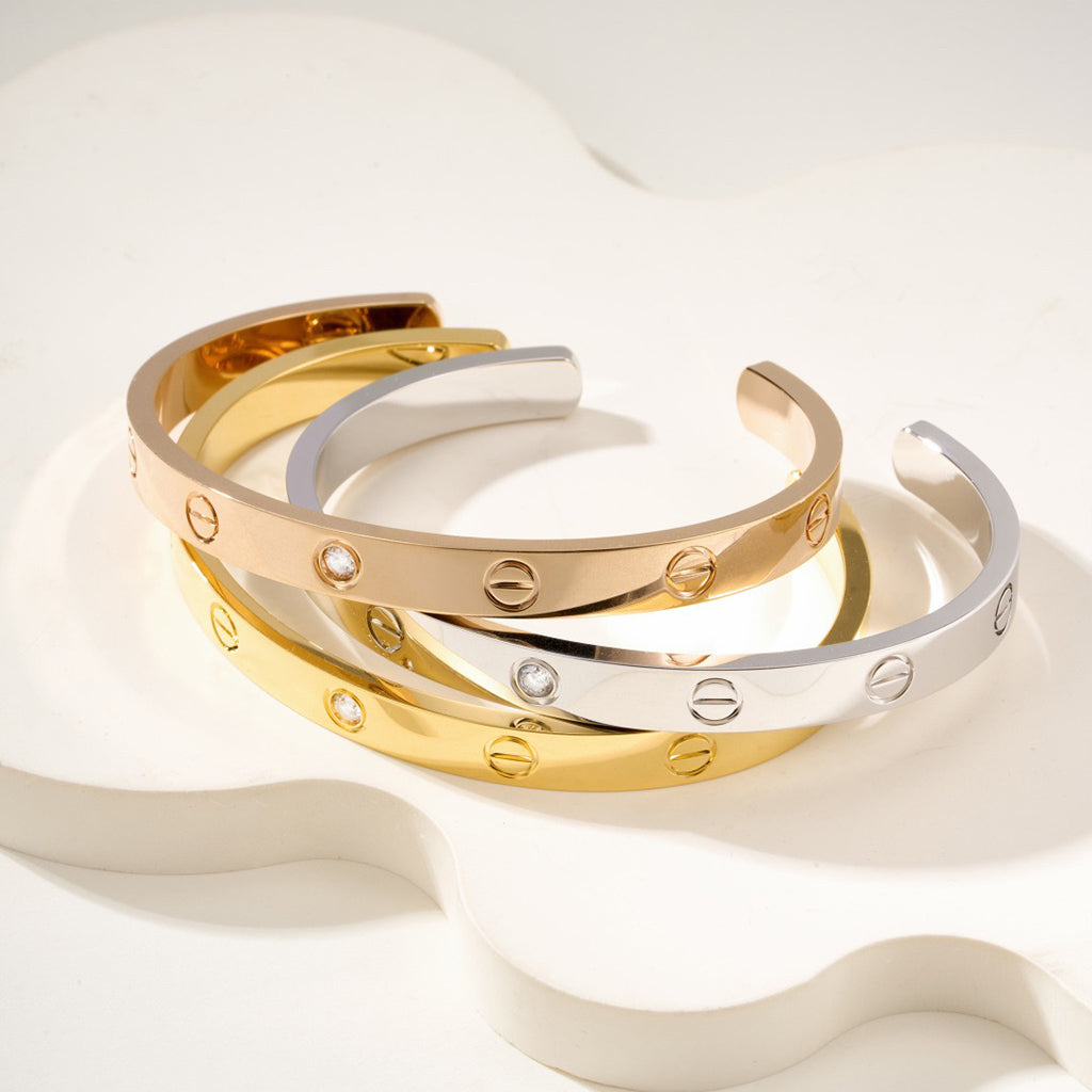 [Limara] LOVE BRACELET 6.1MM 1 DIAMOND OPEN CUFF