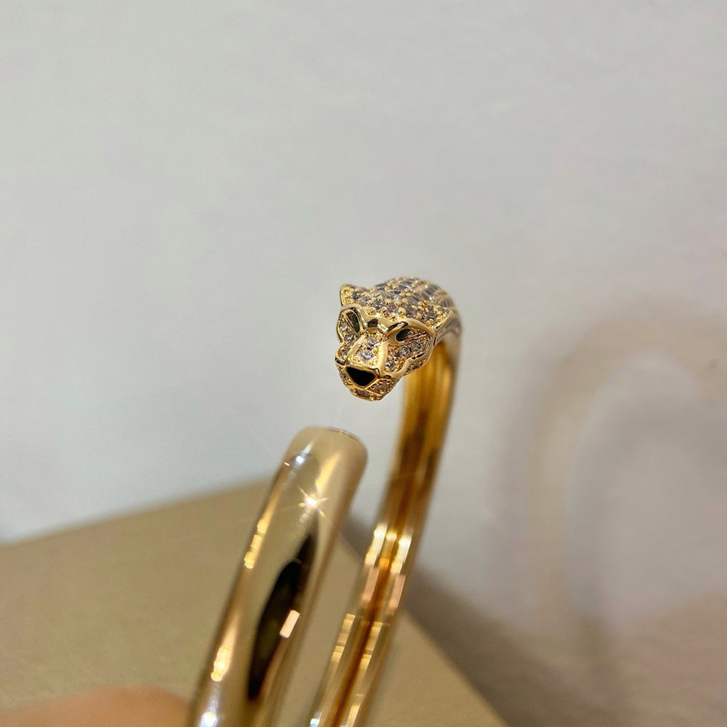 [Limara] PANTHERE HALF DIAMOND OPEN BRACELET