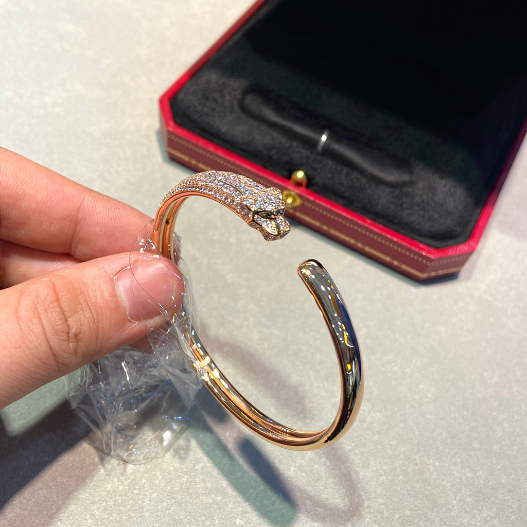 [Limara] PANTHERE HALF DIAMOND OPEN BRACELET