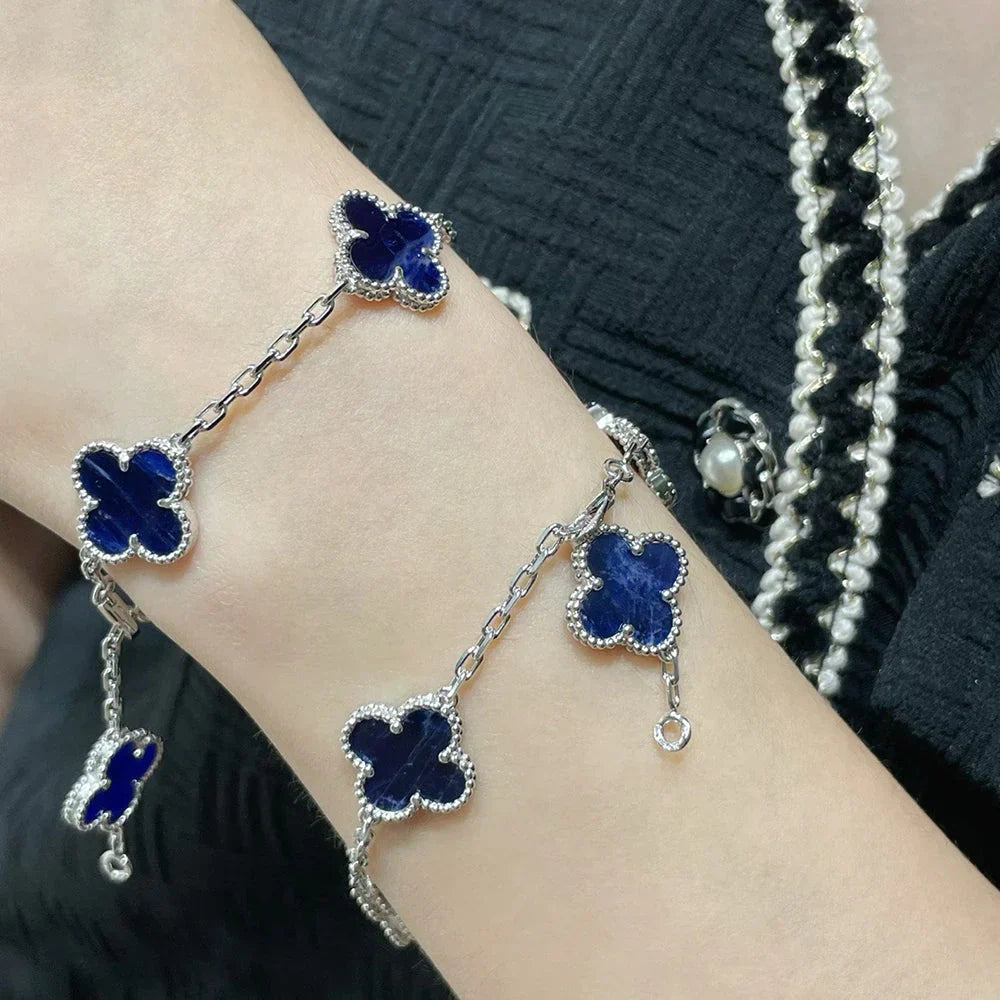 [Limara]LUCKY CLOVER 5-MOTIF BRACELET - PIETERSITE COLLECTION