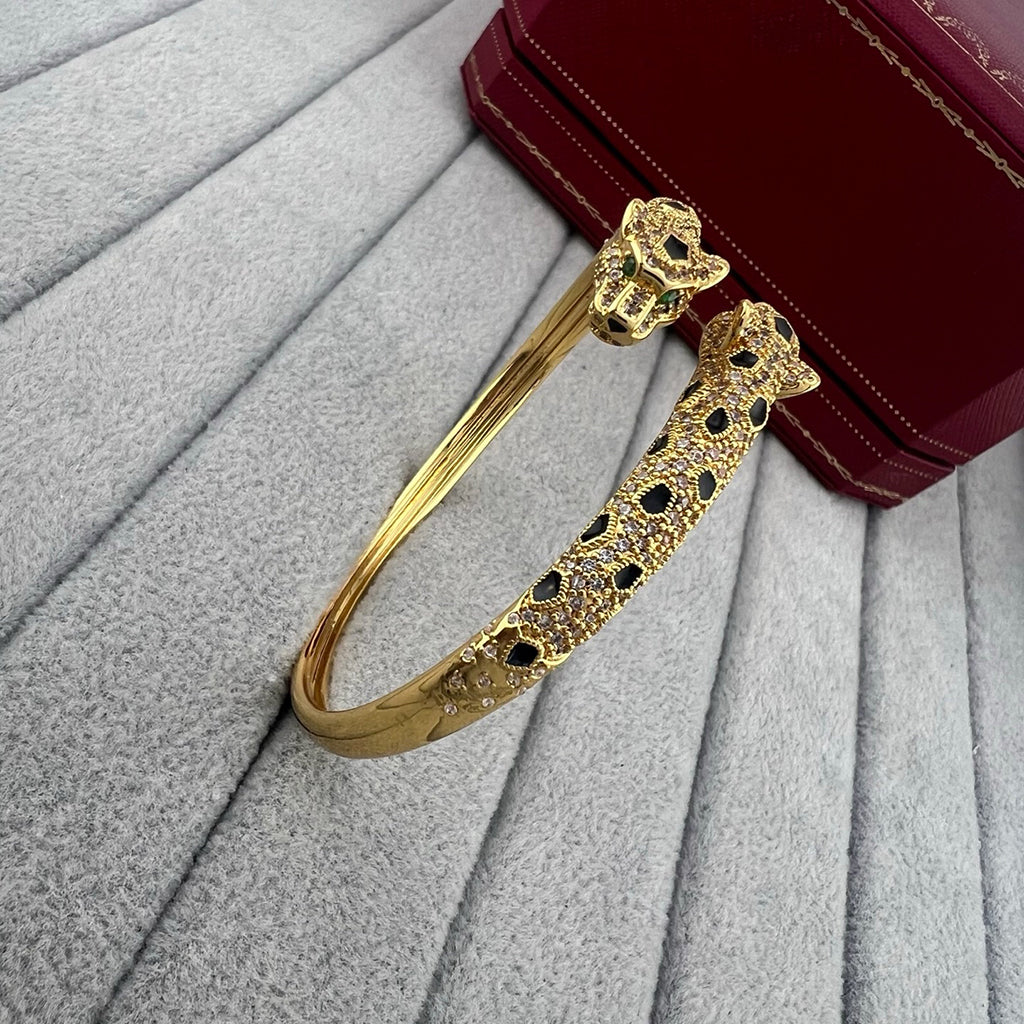 [Limara] PANTHERE DOUBLE HEADED HALF DIAMOND OPEN BRACELET