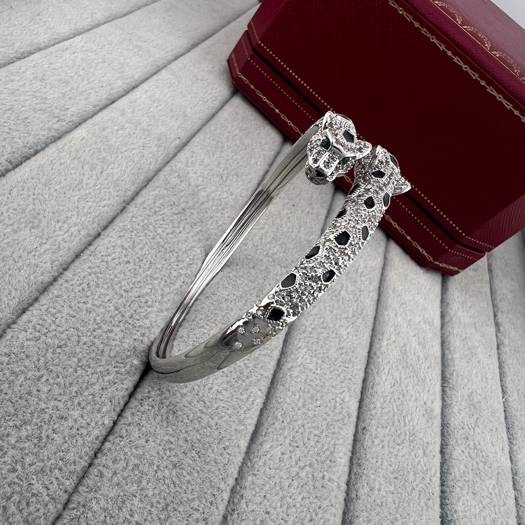 [Limara] PANTHERE DOUBLE HEADED HALF DIAMOND OPEN BRACELET