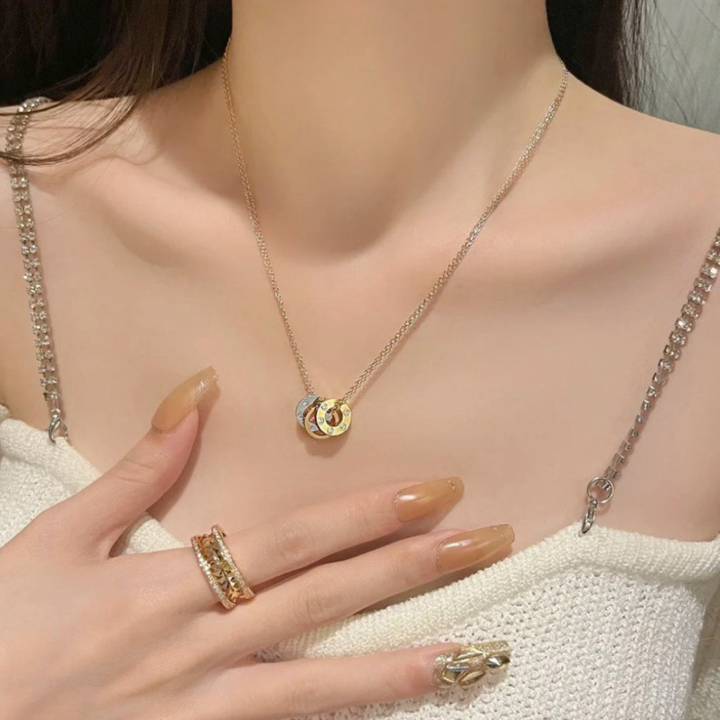 [Limara] LOVE 6 DIAMOND PENDANT NECKLACE