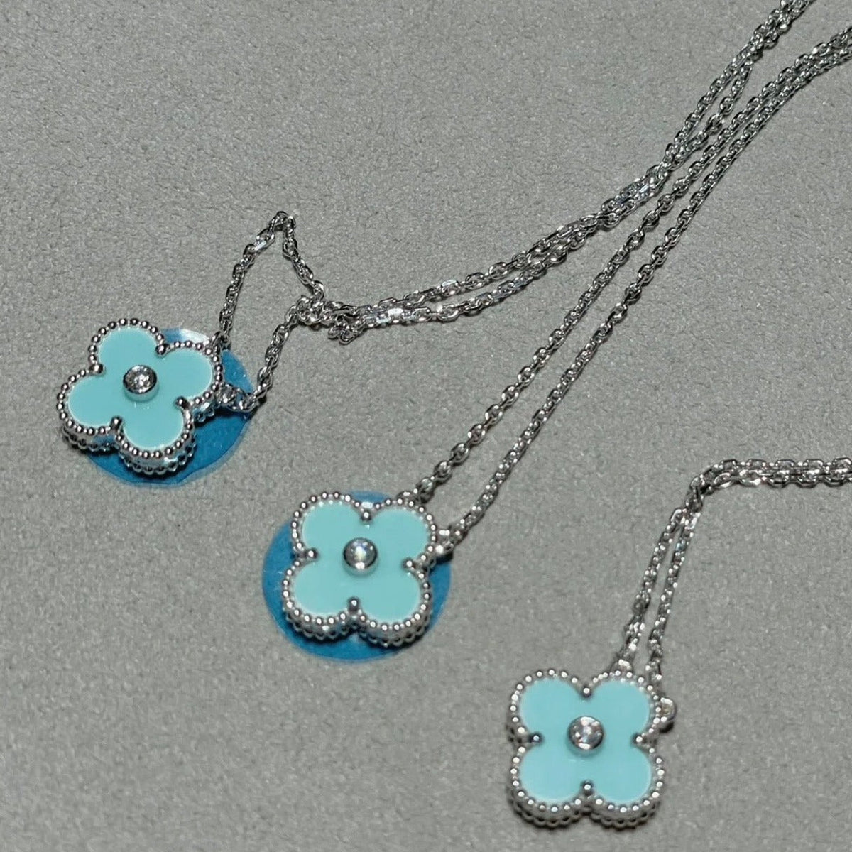 [Limara]CLOVER 1 DIAMOND LIGHT BLUE SILVER NECKLACE