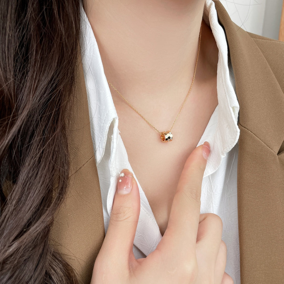 [Limara]BEE MINI PEDANT DIAMOND NECKLACE