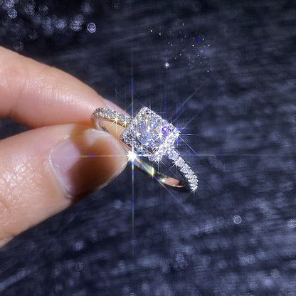 [Limara]DAINTY SUGAR-CUBE MOISSANITE RING