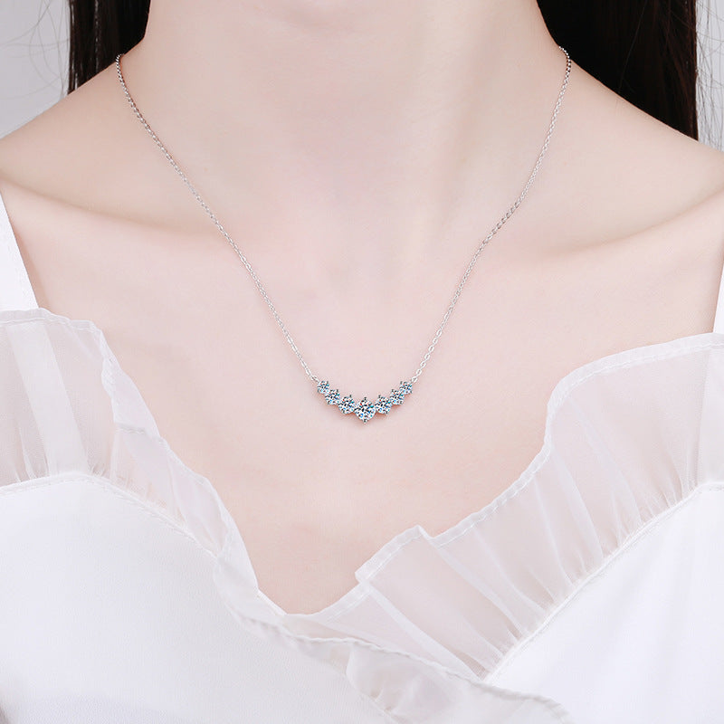 [Limara]MINIMALIST CURVED SMILE MOISSANITE NECKLACE
