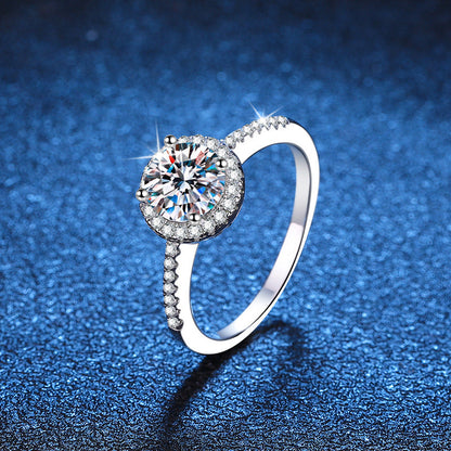 [Limara]RADIANT ROUND HALO MOISSANITE ENGAGEMENT RING