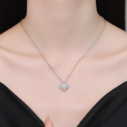[Limara]STAR-CLOVER MOISSANITE NECKLACE