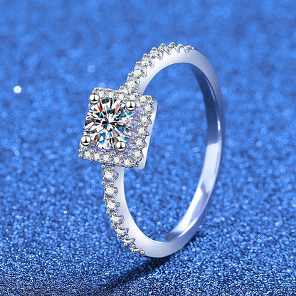 [Limara]DAINTY SUGAR-CUBE MOISSANITE RING