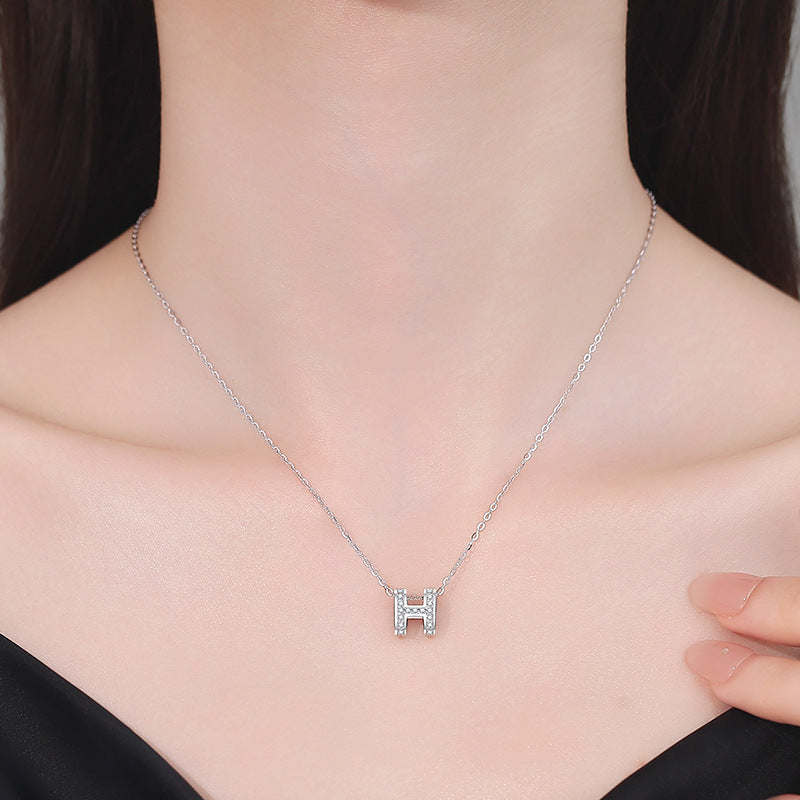 [Limara]FULL-PAVE "H" MOISSANITE PENDANT NECKLACE