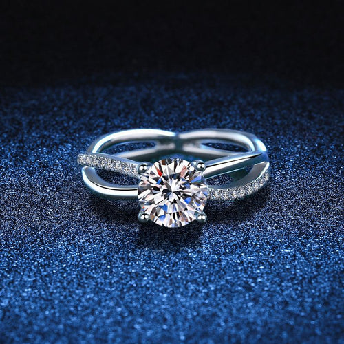 [Limara]ELEGANT 4-PRONG CROSSOVER MOISSANITE ENGAGEMENT RING