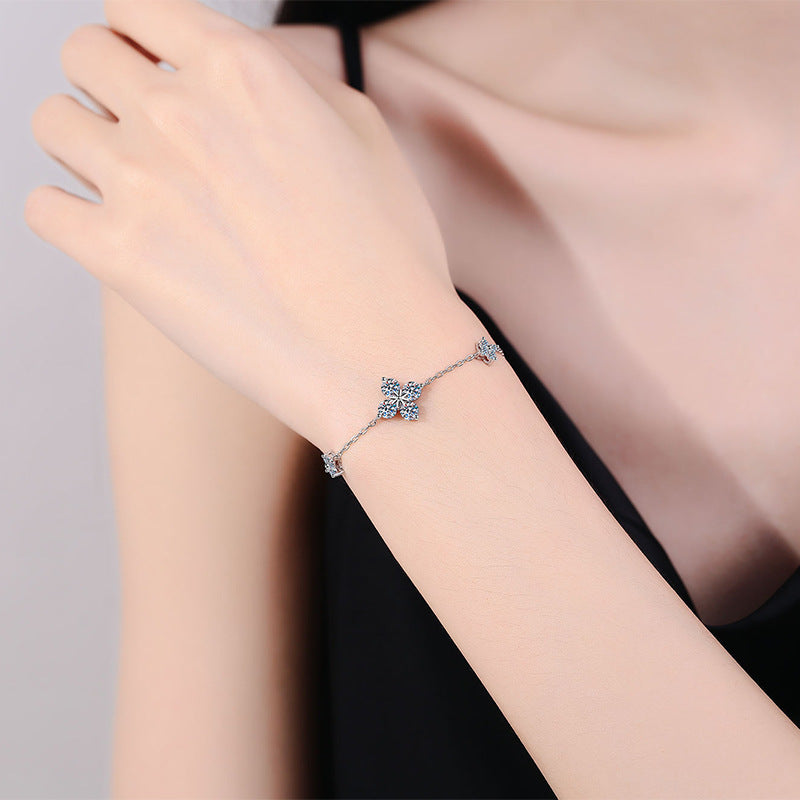 [Limara]CLOVER LUCKY CHARM MOISSANITE BRACELET