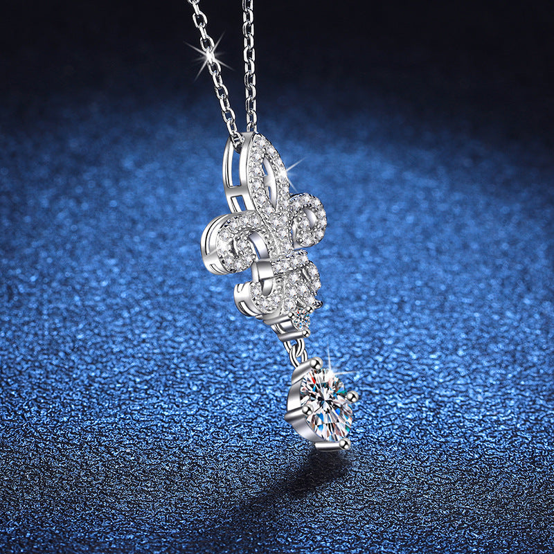 [Limara]ROYAL FLEUR-DE-LIS MOISSANITE PENDANT NECKLACE