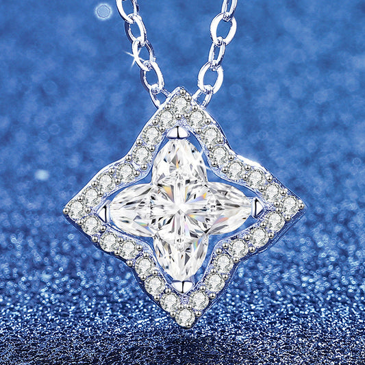 [Limara]STAR-CLOVER MOISSANITE NECKLACE