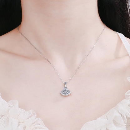 [Limara]ELEGANT FAN-SHAPED MOISSANITE PENDANT NECKLACE