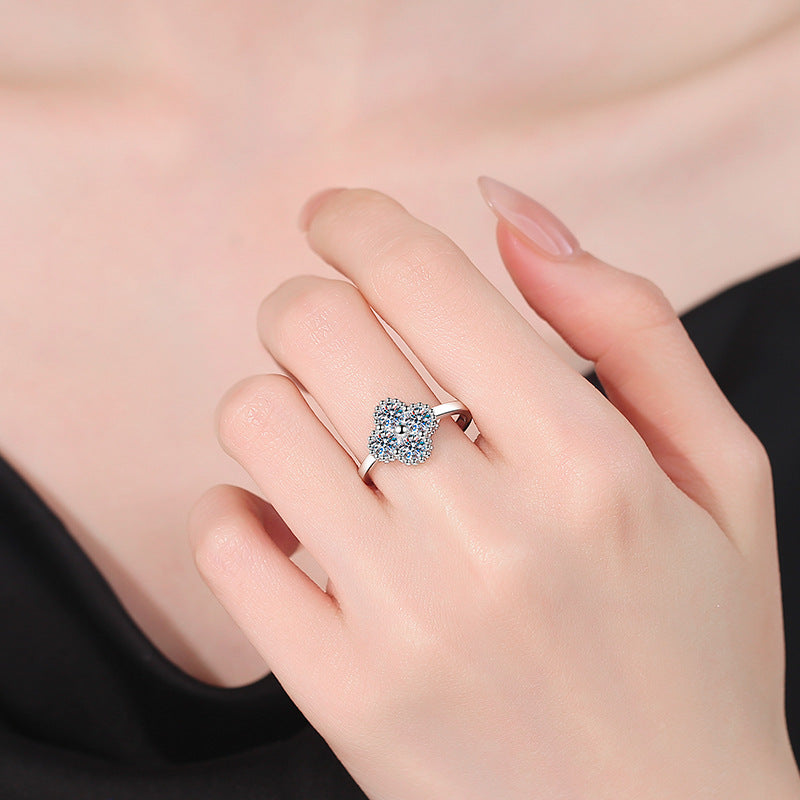 [Limara]ELEGANT FOUR-LEAF CLOVER MOISSANITE RING