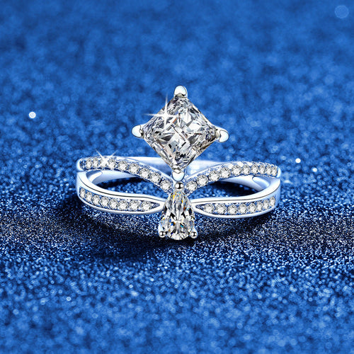 [Limara]ELEGANT DOUBLE-TWISTED MOISSANITE RING
