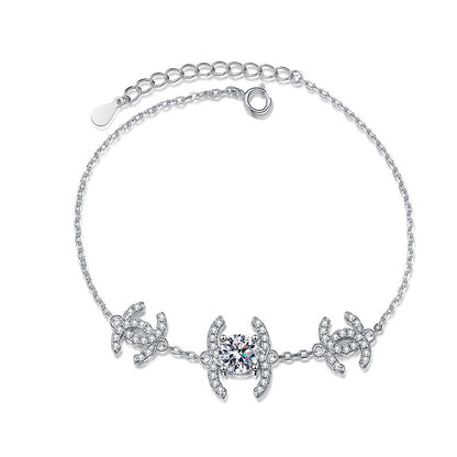 [Limara]CLASSIC INTERLOCKING MOISSANITE BRACELET