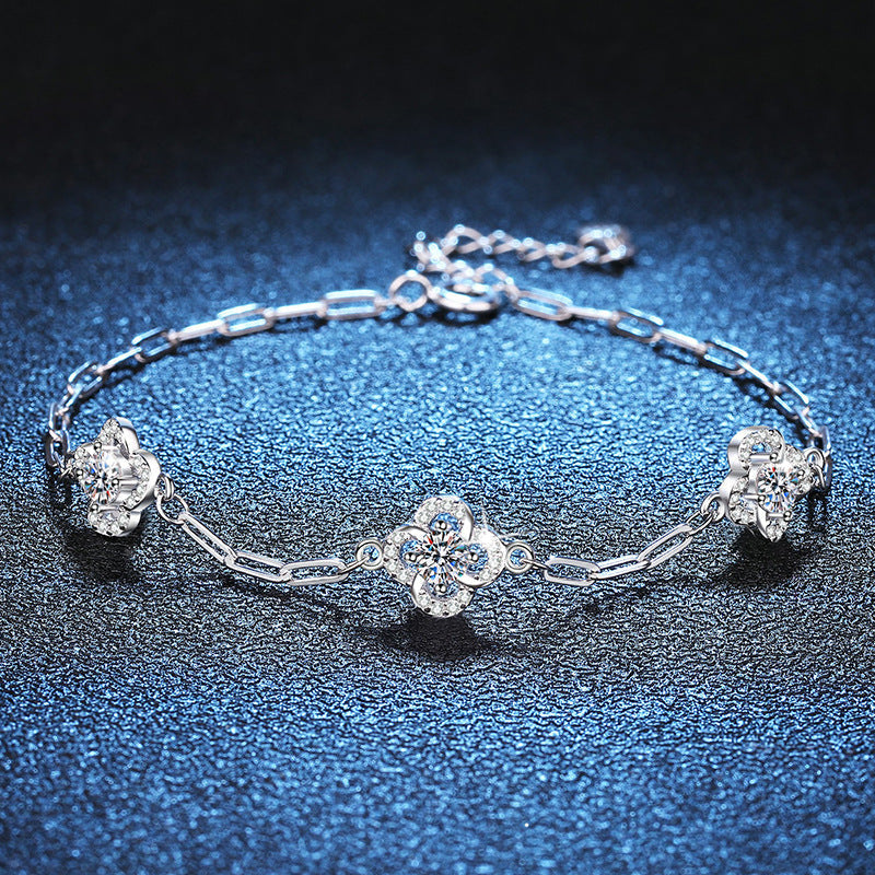 [Limara]TRIPLE-CLOVER MOISSANITE BRACELET