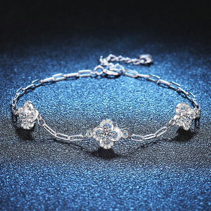 [Limara]TRIPLE-CLOVER MOISSANITE BRACELET
