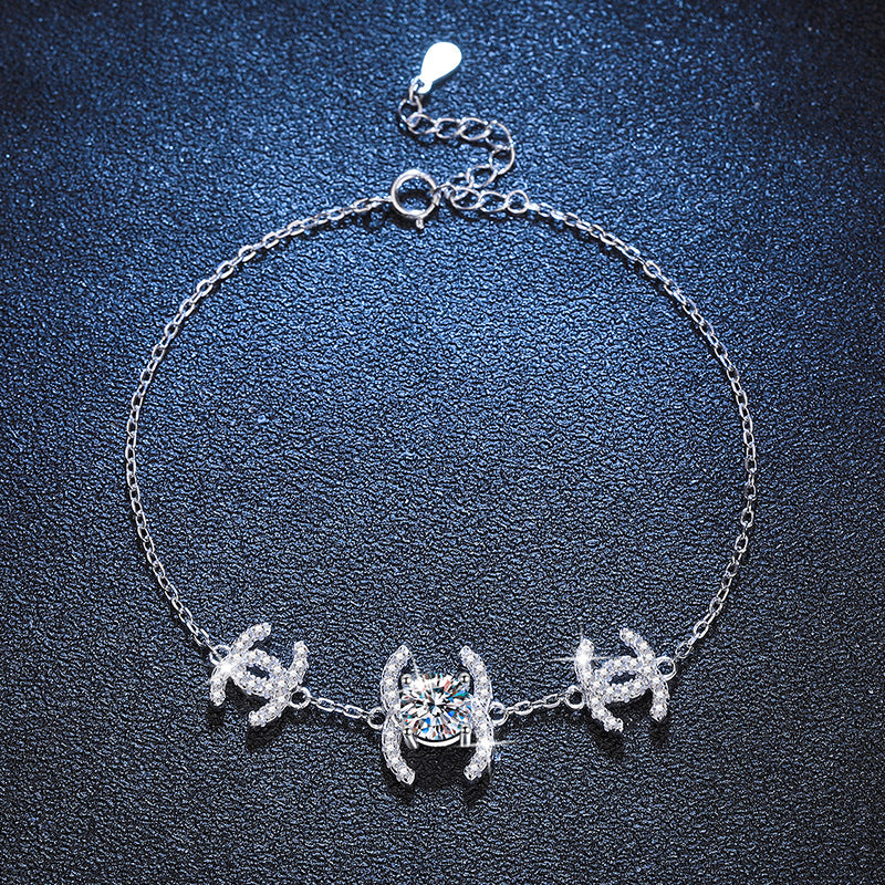 [Limara]CLASSIC INTERLOCKING MOISSANITE BRACELET