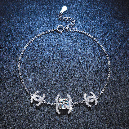 [Limara]CLASSIC INTERLOCKING MOISSANITE BRACELET