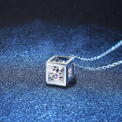 [Limara]GEOMETRIC SUGAR-CUBE MOISSANITE NECKLACE