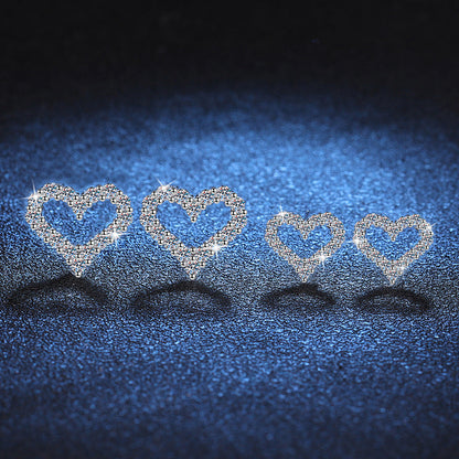 [Limara]SPARKLING HEART-SHAPED MOISSANITE STUD EARRINGS