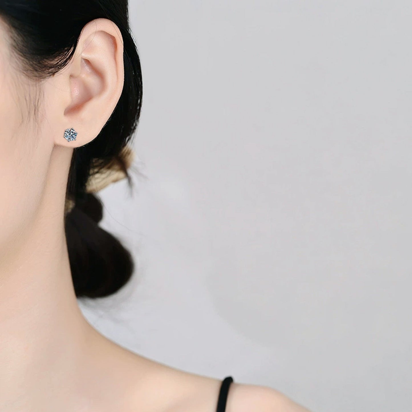 [Limara]SIX-PRONG MOISSANITE EARRINGS