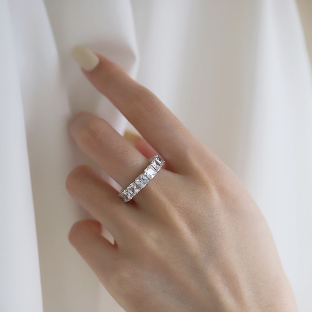 [Limara]Elegant Princess Cut Tennis Ring
