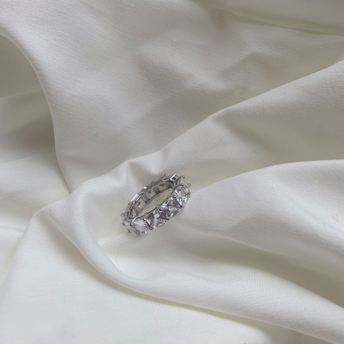 [Limara]Elegant Princess Cut Tennis Ring