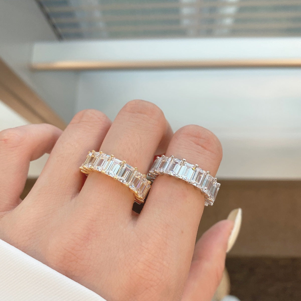 [Limara]0.75 Carat Elegant Emerald Cut Tennis Ring