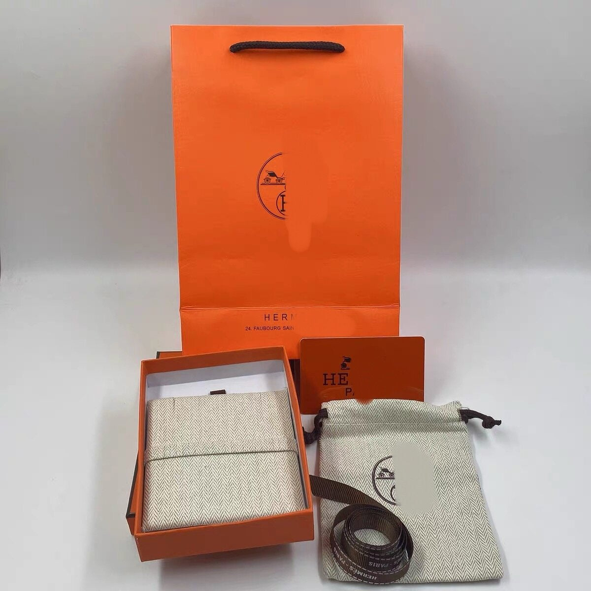[Limara]HM  BOX GIFT BAG