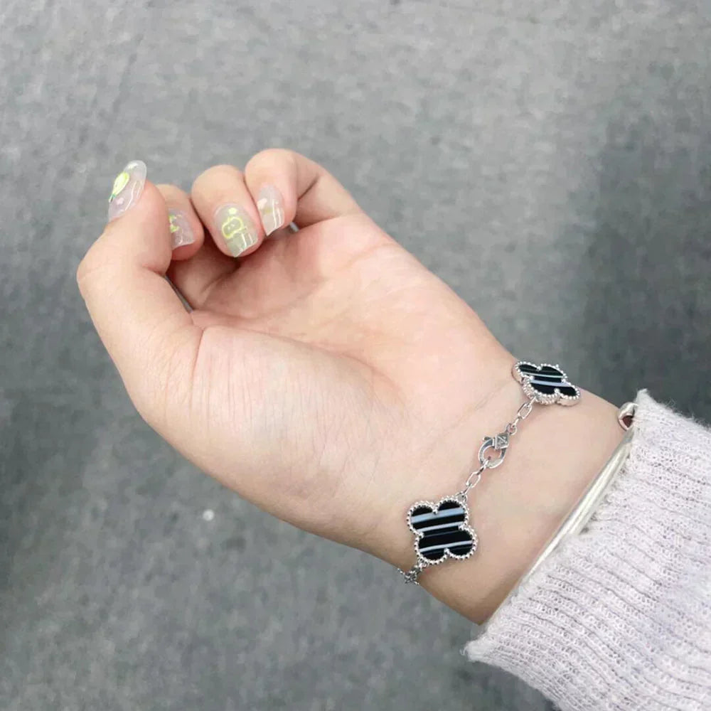 [Limara] Clover 5-Motif & LOVE Unlimited Bracelet Set
