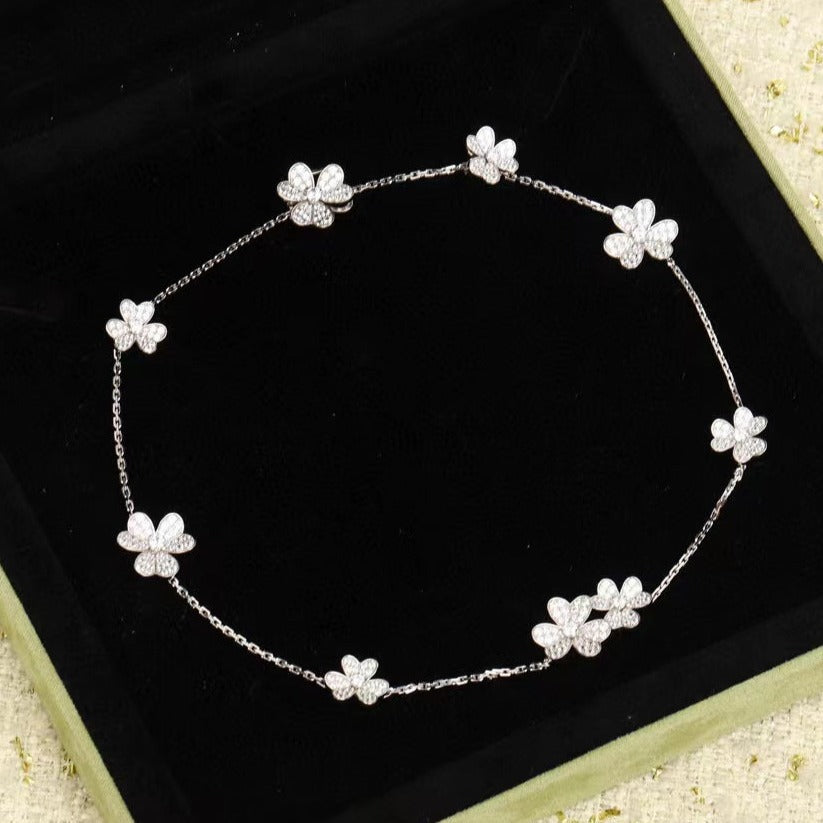 [Limara]FRIVOLE SILVER 9 FLOWERS NECKLACE