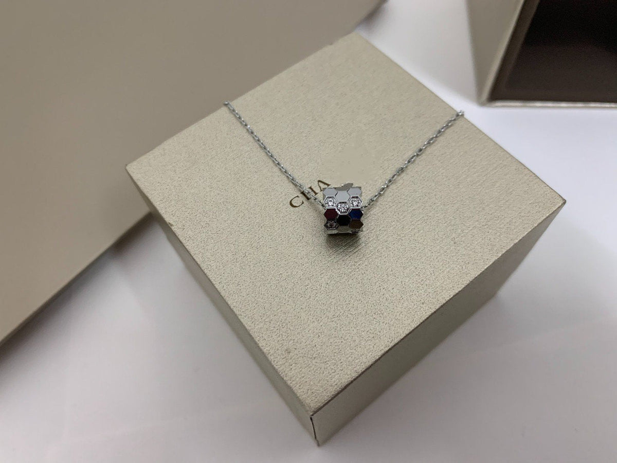 [Limara]BEE LOVE DIAMOND NECKLACE