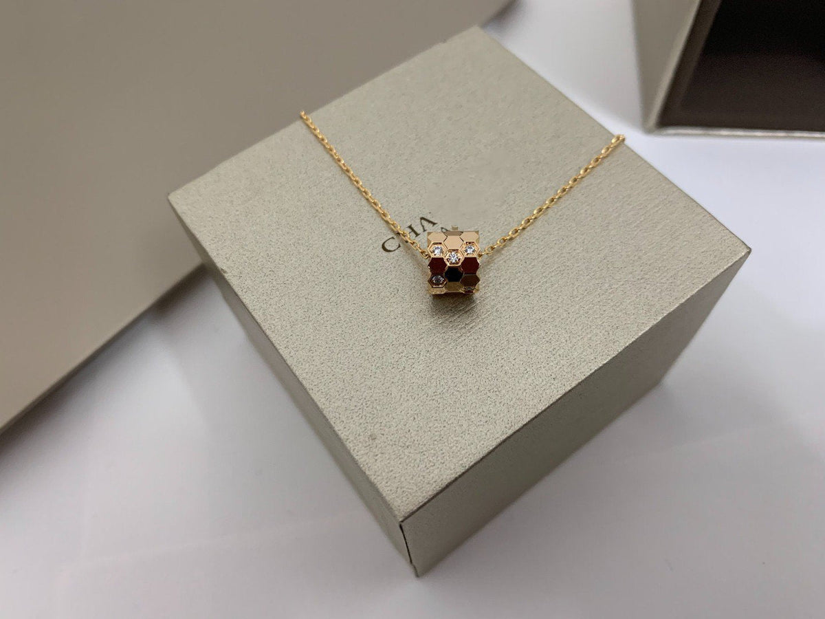 [Limara]BEE LOVE DIAMOND NECKLACE