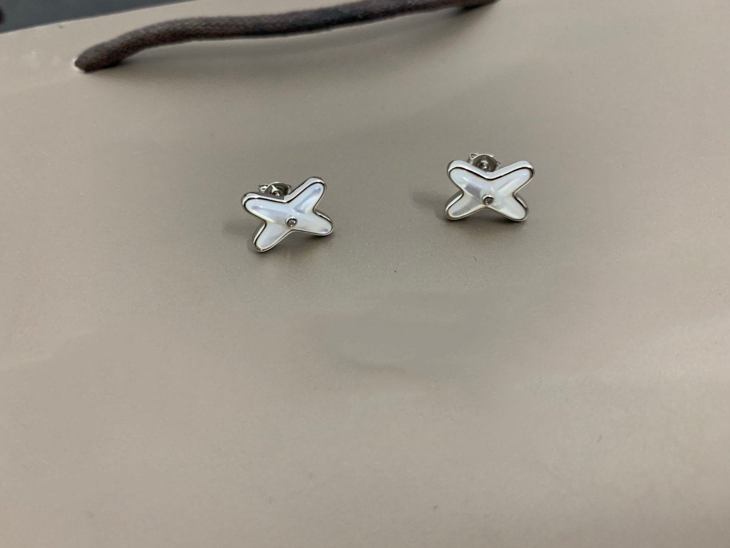 [Limara]JEUX DE WHITE MOP SILVER DIAMOND EARRINGS