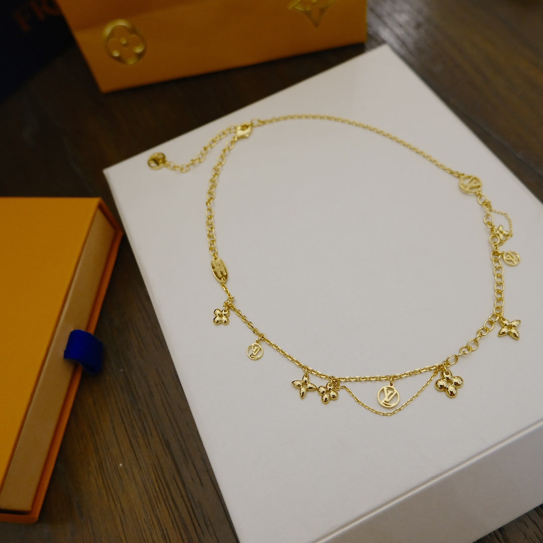[Limara]BLOOMING SUPPLE NECKLACE BRASS