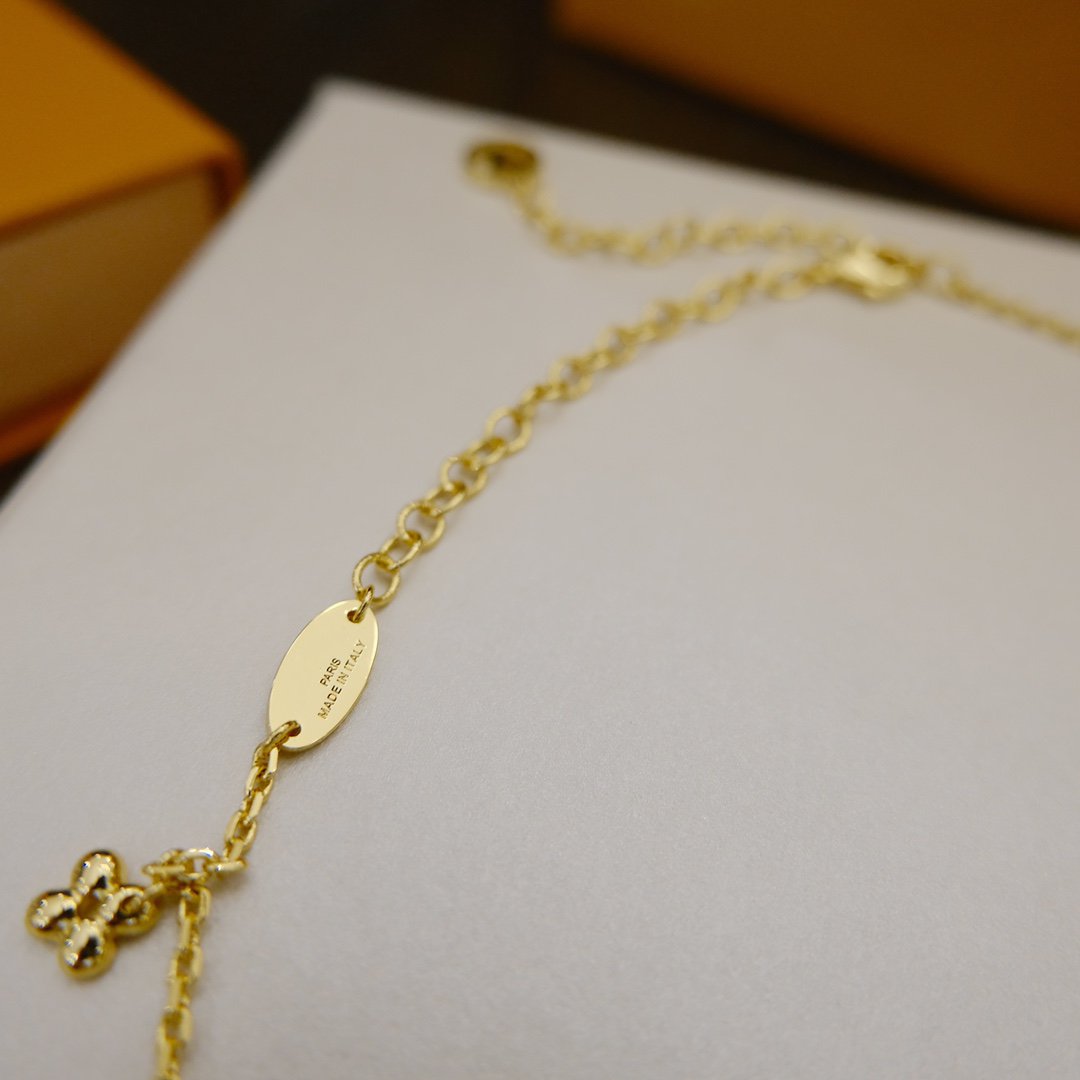[Limara]BLOOMING SUPPLE NECKLACE BRASS