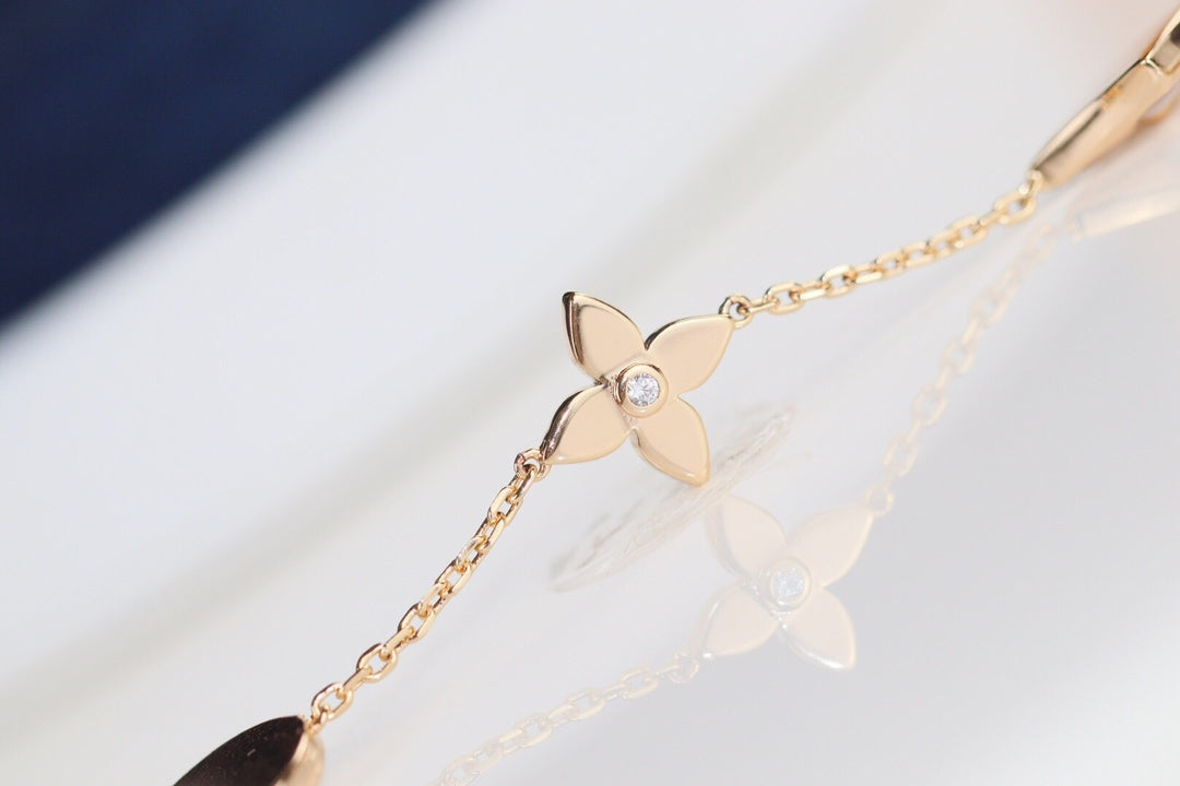 [Limara]LEAF CLOVER BRACELET