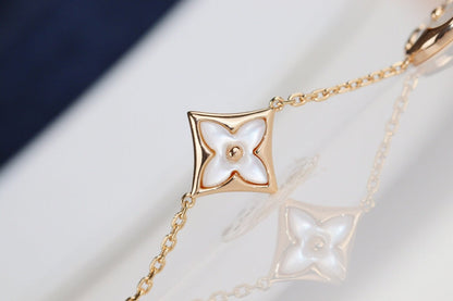 [Limara]LEAF CLOVER BRACELET