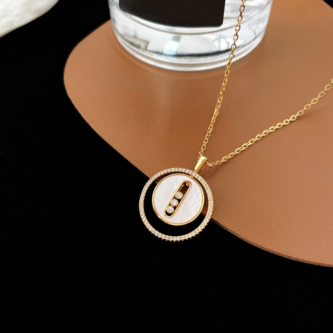[Limara]LUCKY MOVE MM NACRE BLANCHE DIAMOND NECKLACE