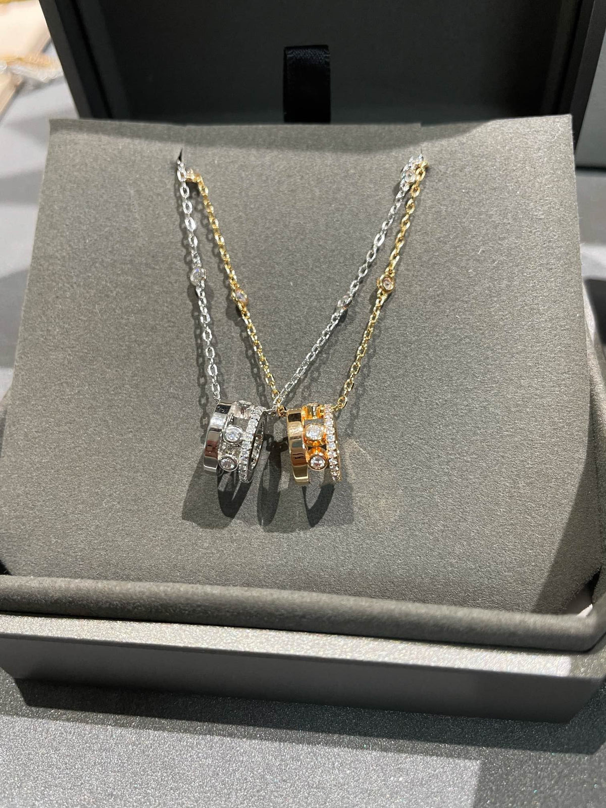 [Limara]CHAIN MOVE ROMANE PEDAND NECKLACE