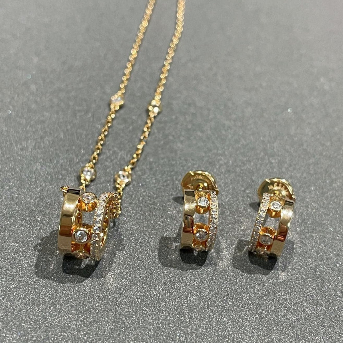 [Limara]CHAIN MOVE ROMANE PEDAND NECKLACE