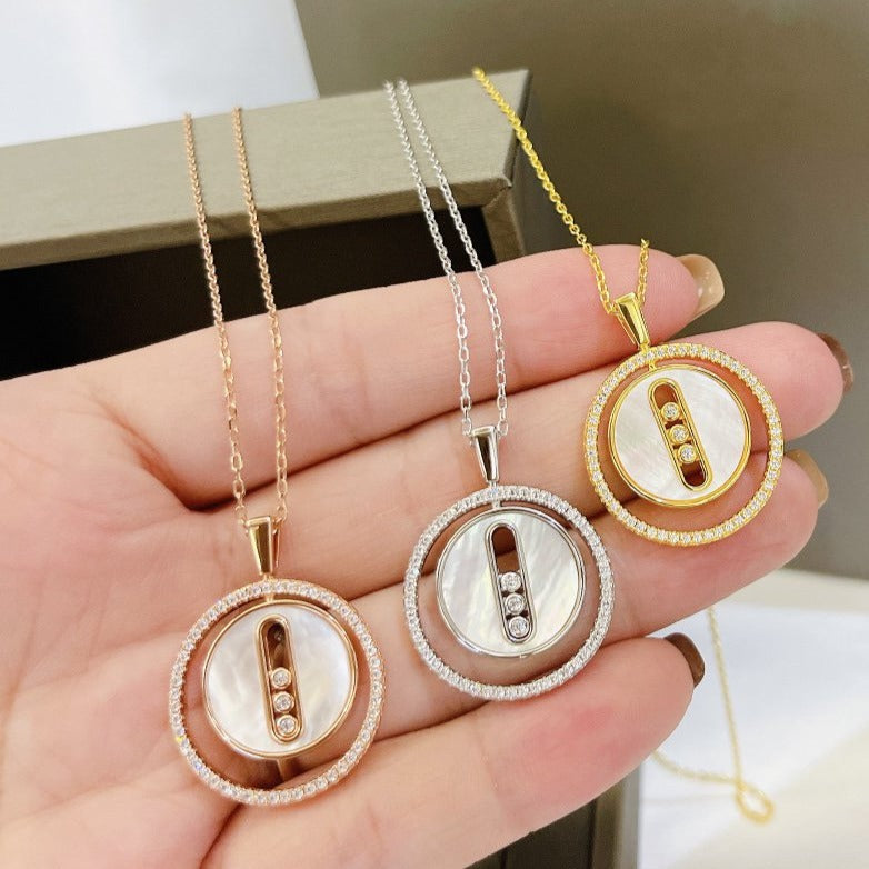 [Limara]LUCKY MOVE MM NACRE BLANCHE DIAMOND NECKLACE