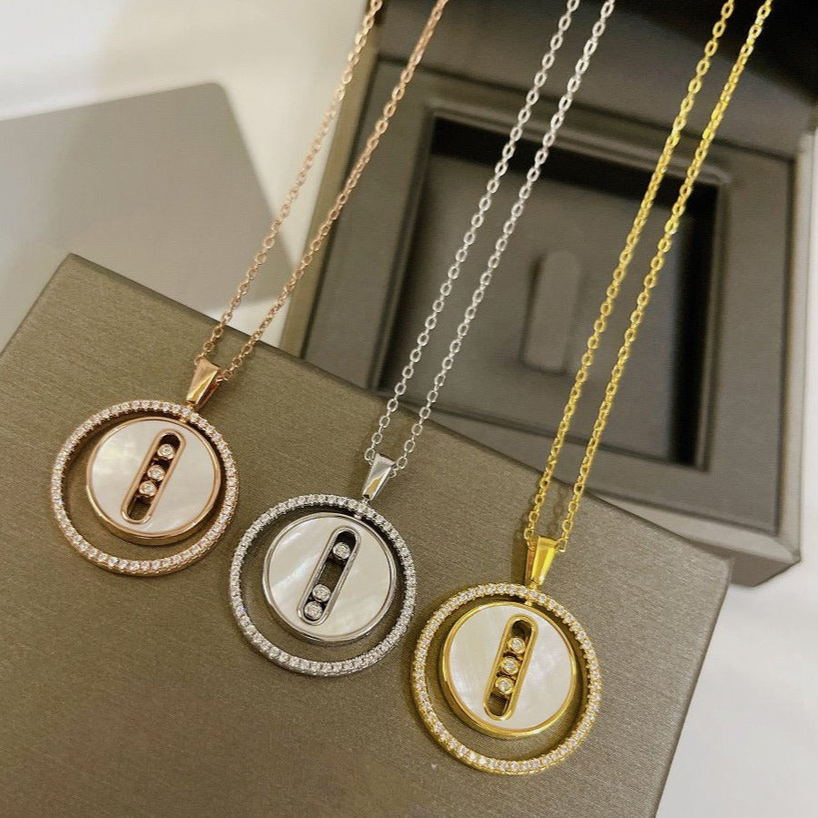 [Limara]LUCKY MOVE MM NACRE BLANCHE DIAMOND NECKLACE