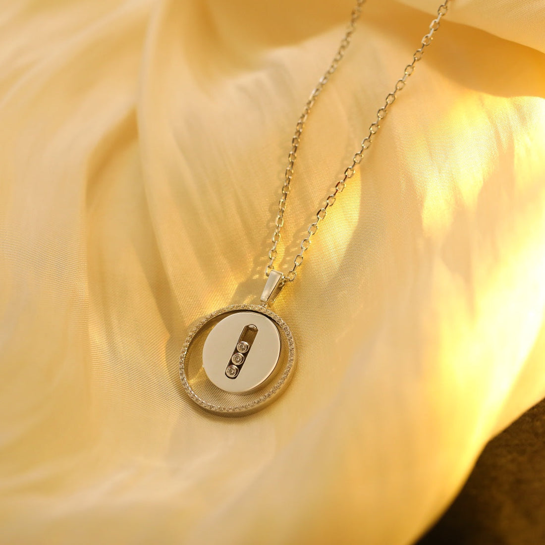 [Limara]LUCKY MOVE MM SILVER DIAMOND NECKLACE